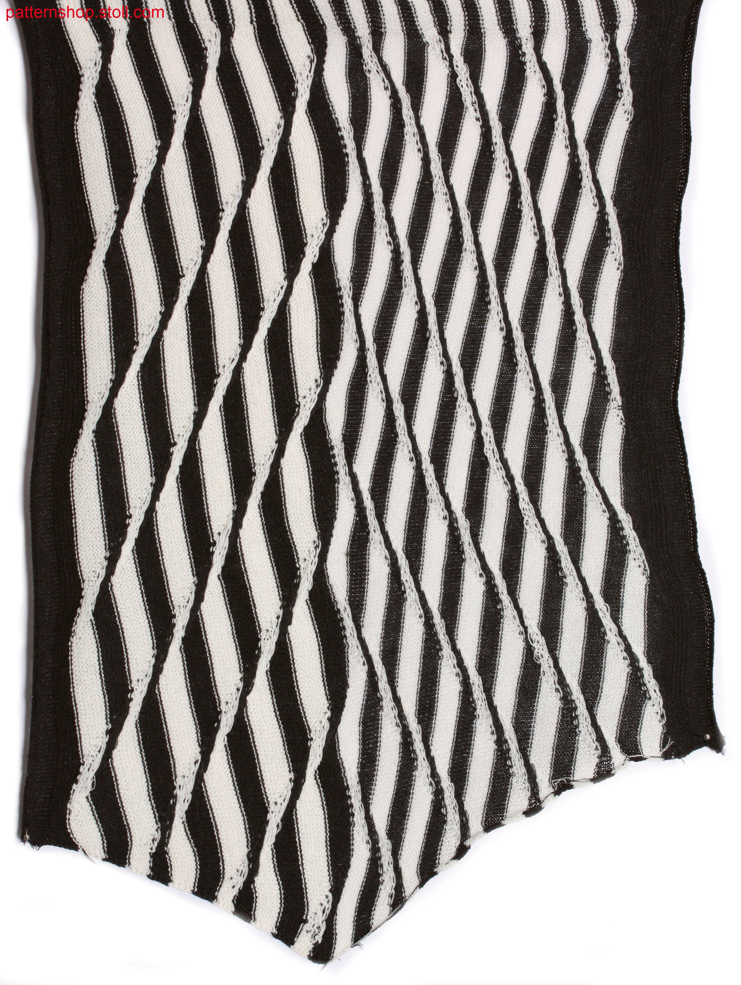Striped jersey structure with diagonal optic / Geringelte Rechts-Links Struktur mit diagonaler Optik