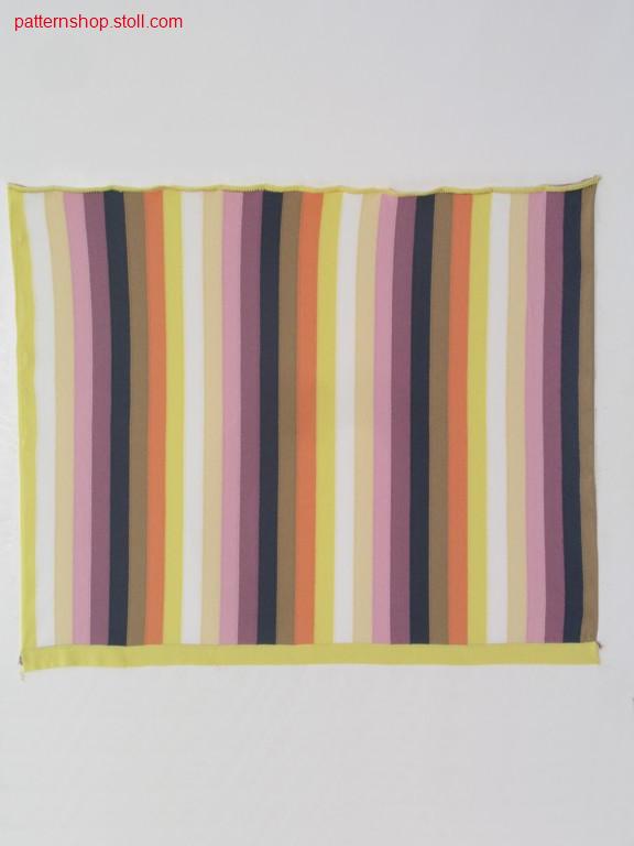 Intarsia pattern with 32 intarsia yarn carriers / Intarsiamuster mit 32 Intarsia Fadenf