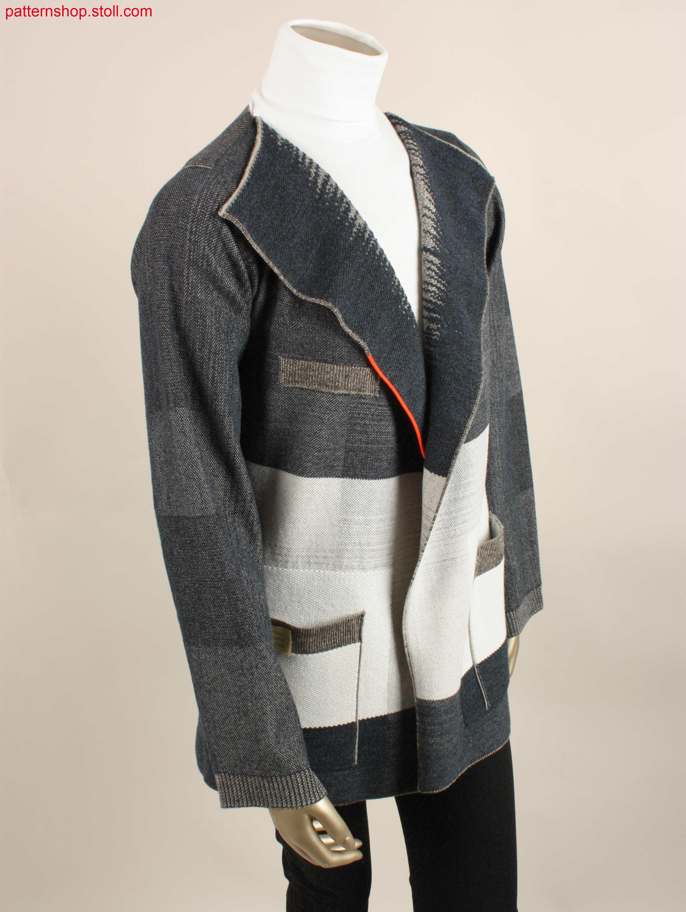 Long jacket with shaping by gore technique / Lange Jacke mit Formgebung durch Spickeltechnik