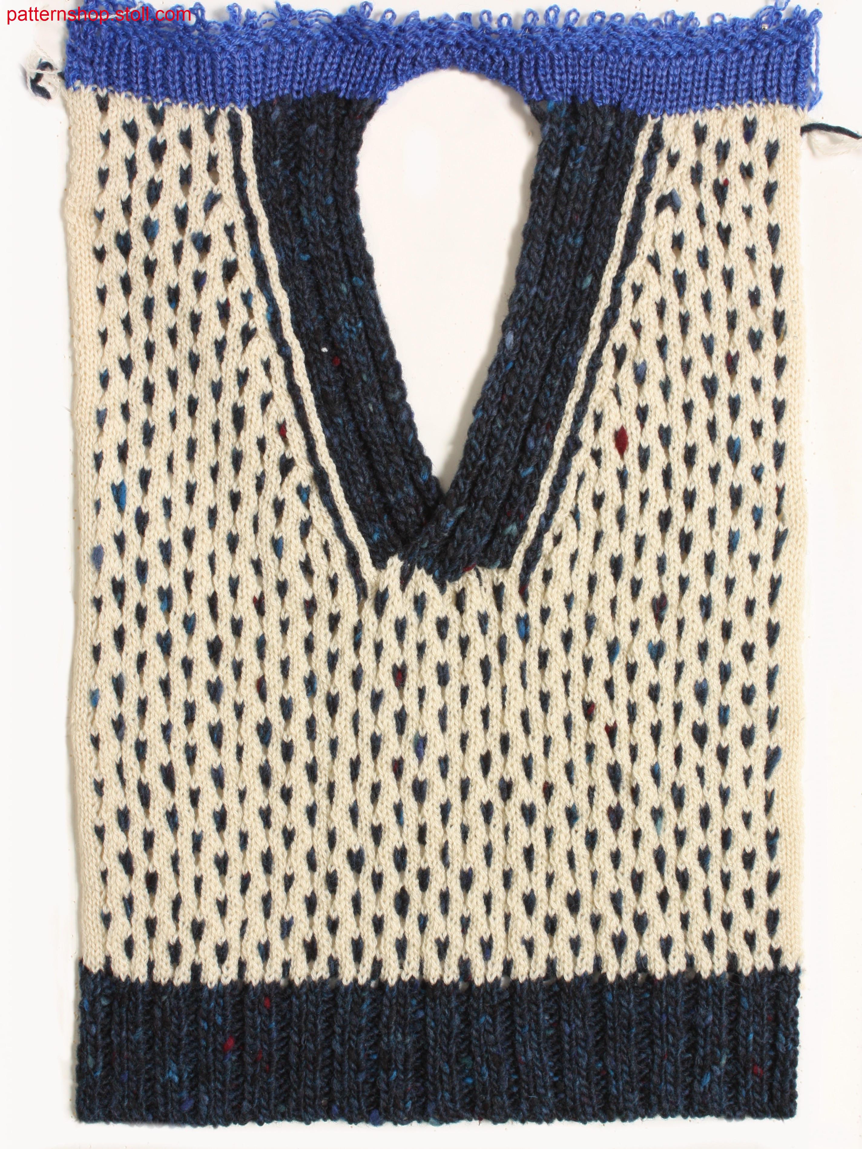 Fully Fashion swatch in 2-colour pointelle structure / Fully Fashion Musterausschnitt in 2-farbiger Petinetstruktur