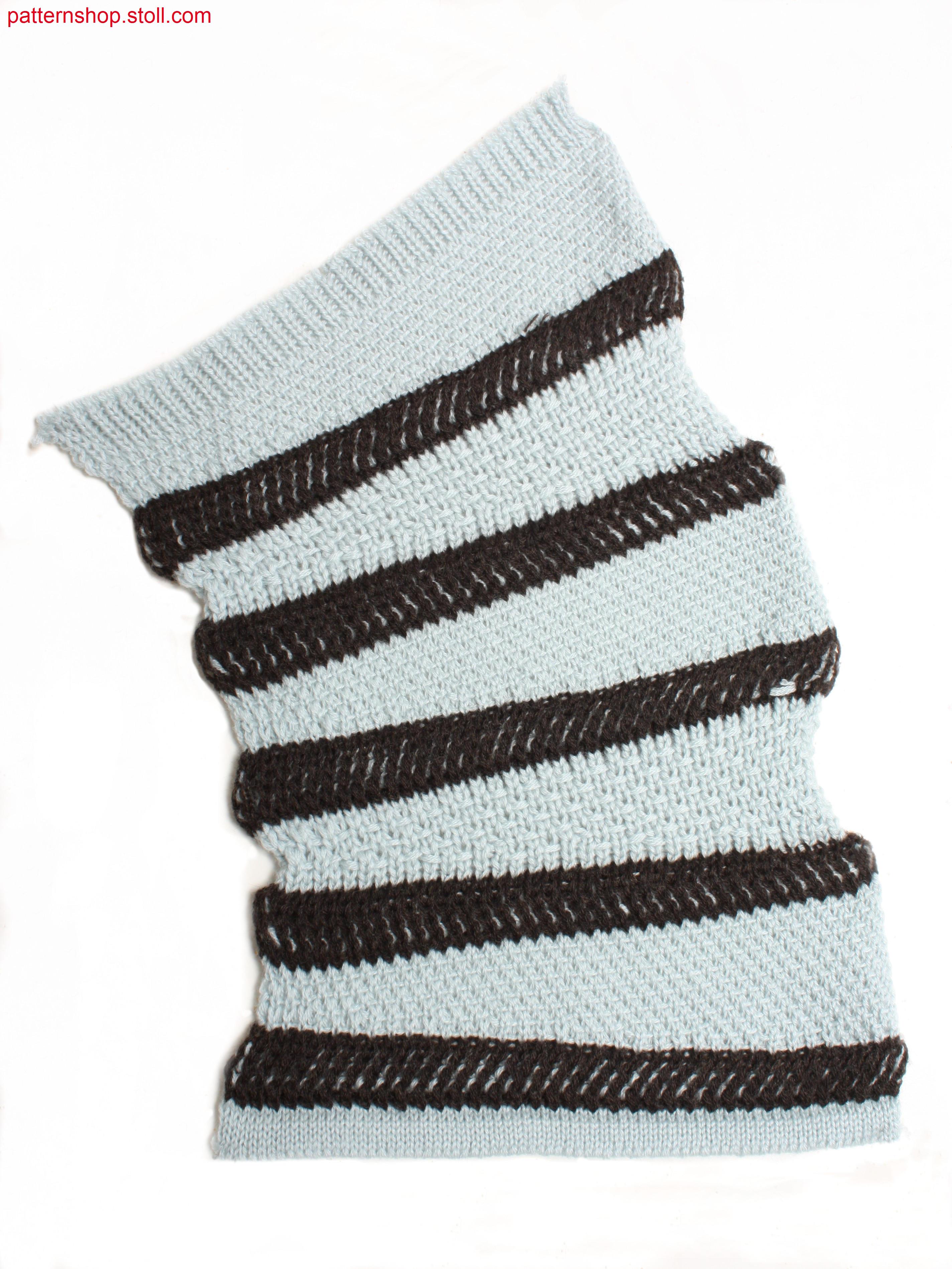 Swatch with stripes in jersey float structure / Musterausschnitt mit Streifen in Rechts-Links-Flott Struktur