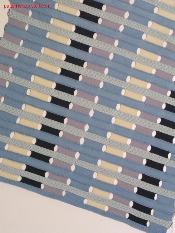 Horizontal stripe pattern with pointelle structure / Ringelmuster mit Petinetstruktur