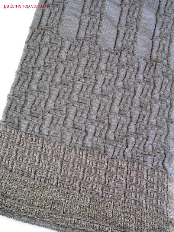 Plated structure scarf / Plattierter Schal mit Strukturmuster