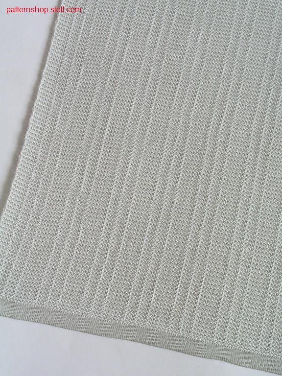 Structure pattern with longitudinal stripes / L