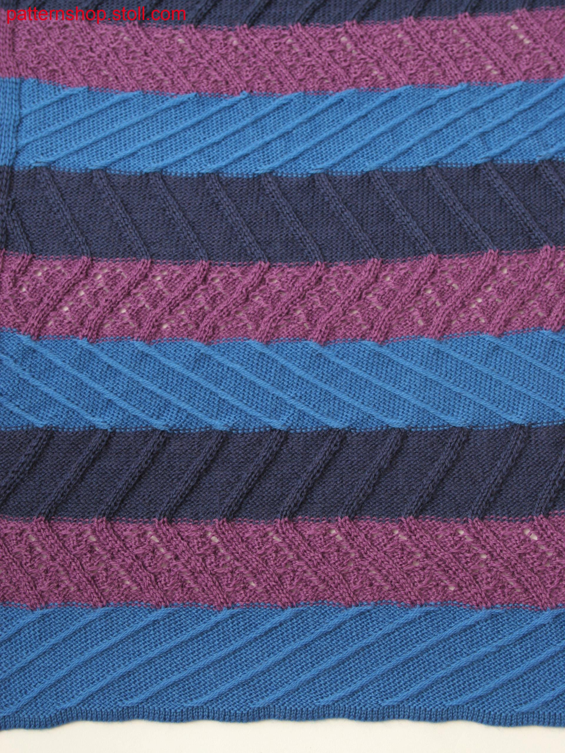 Knitted pattern in 3-color stripes with floats, pointelle and aran