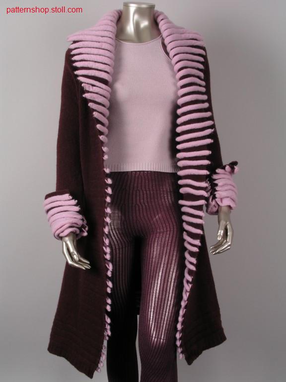 Fitted FF-coat with wave-like applications / Taillierter FF-Mantel mit wellenartigen Applikationen