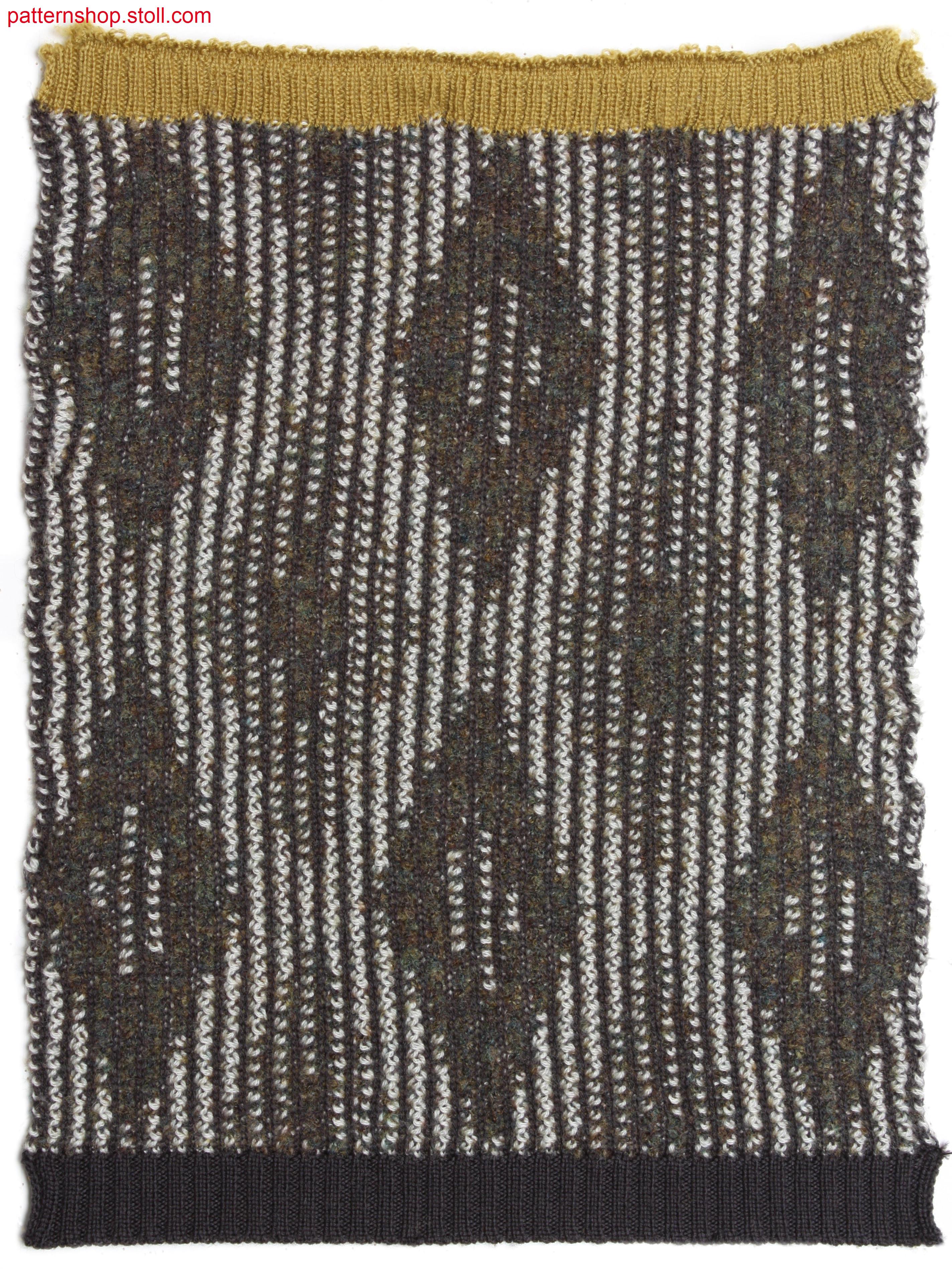 Swatch with diamond design in 3-colour float jacquard / Musterausschnitt mit Rautenmuster in 3-farbiger Flottjacquard