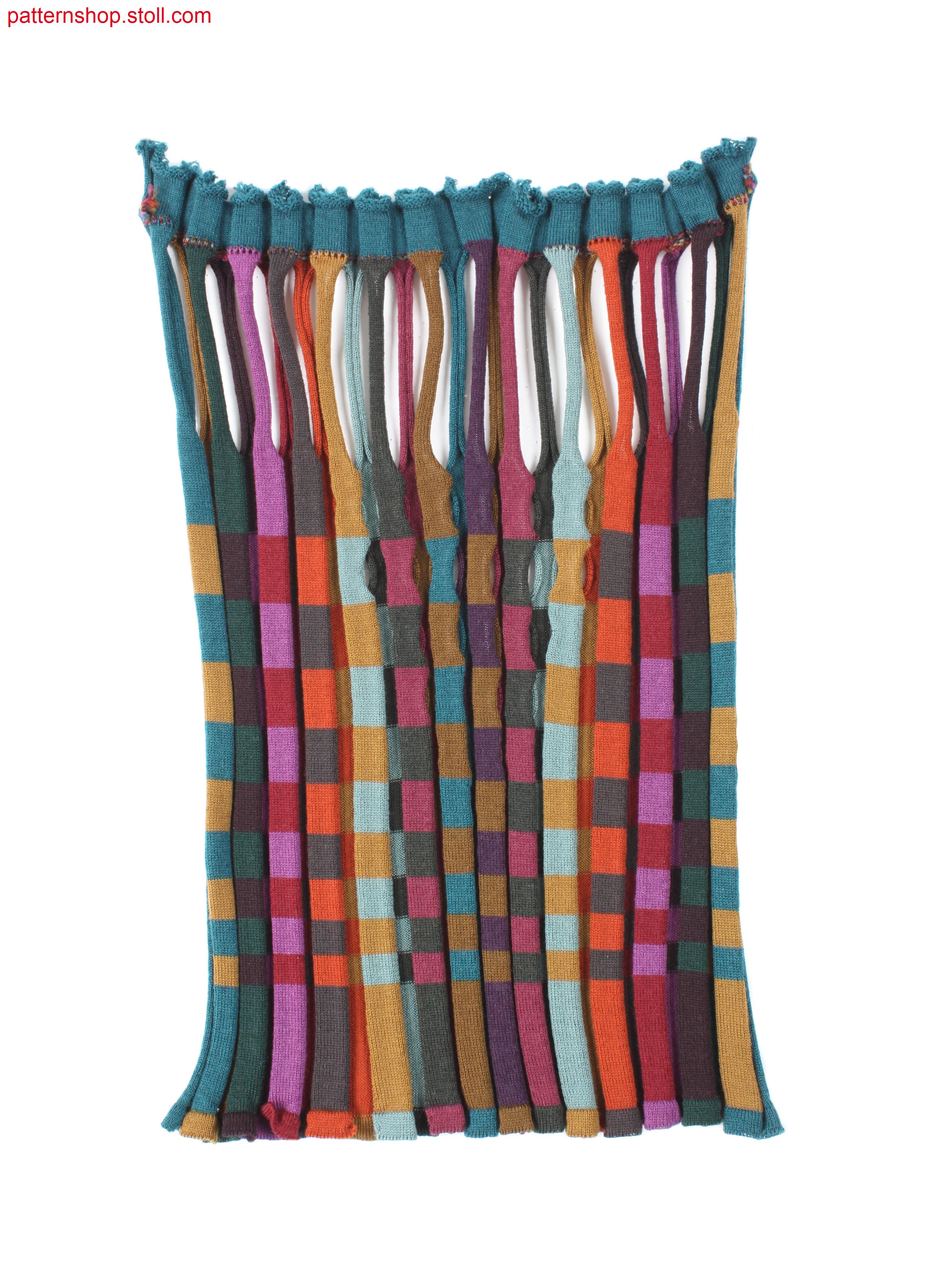 Intarsia swatch with separate tubular starts / Intarsia Musterausschnitt mit Rippen und separaten Schlauchanf