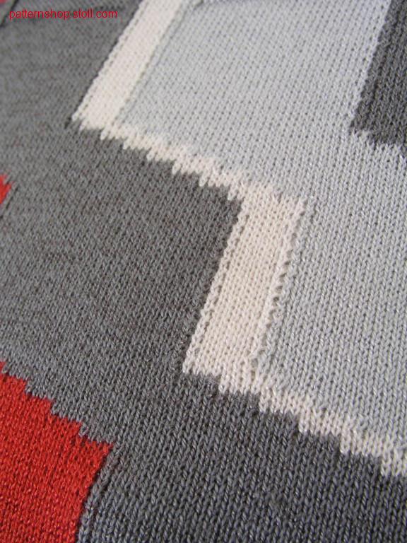 Fitted FF-Intarsia top in jersey structure / Tailliertes FF-Intarsia Top in Rechts-Links Struktur