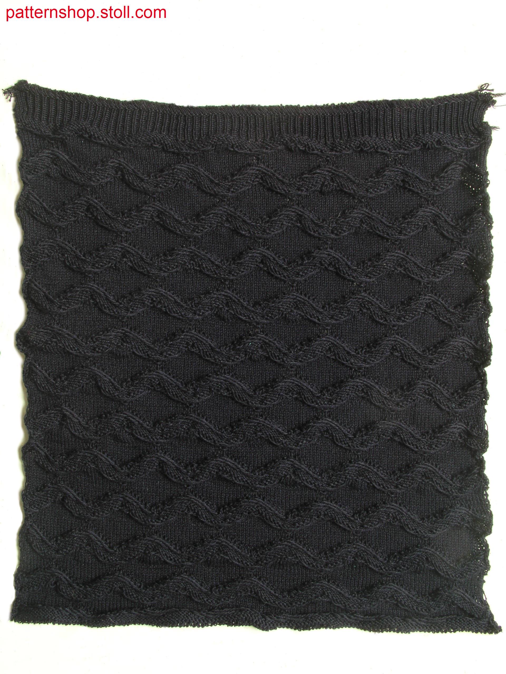 Swatch with jersey float jacquard in gore-look / Musterausschnitt mit Rechts-Links-Flottjacquard in Spickeloptik