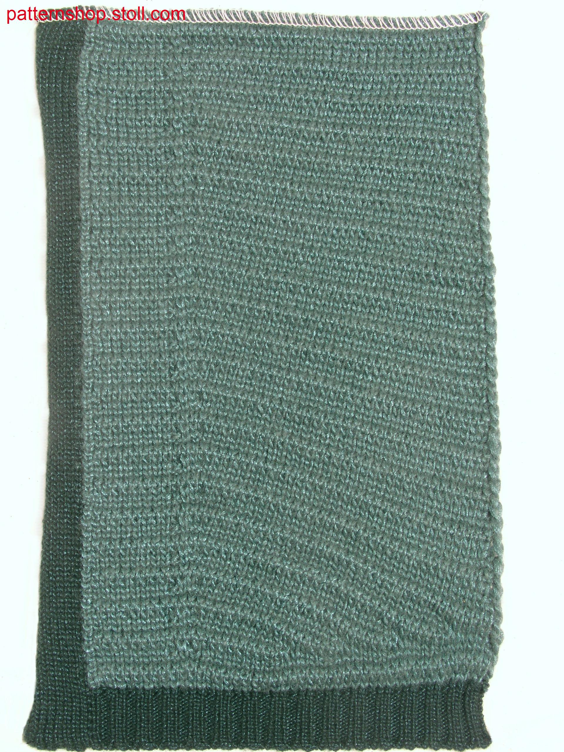 Swatch with wave and pointelle structure / Musterausschnitt mit Wellen und Petinetstruktur