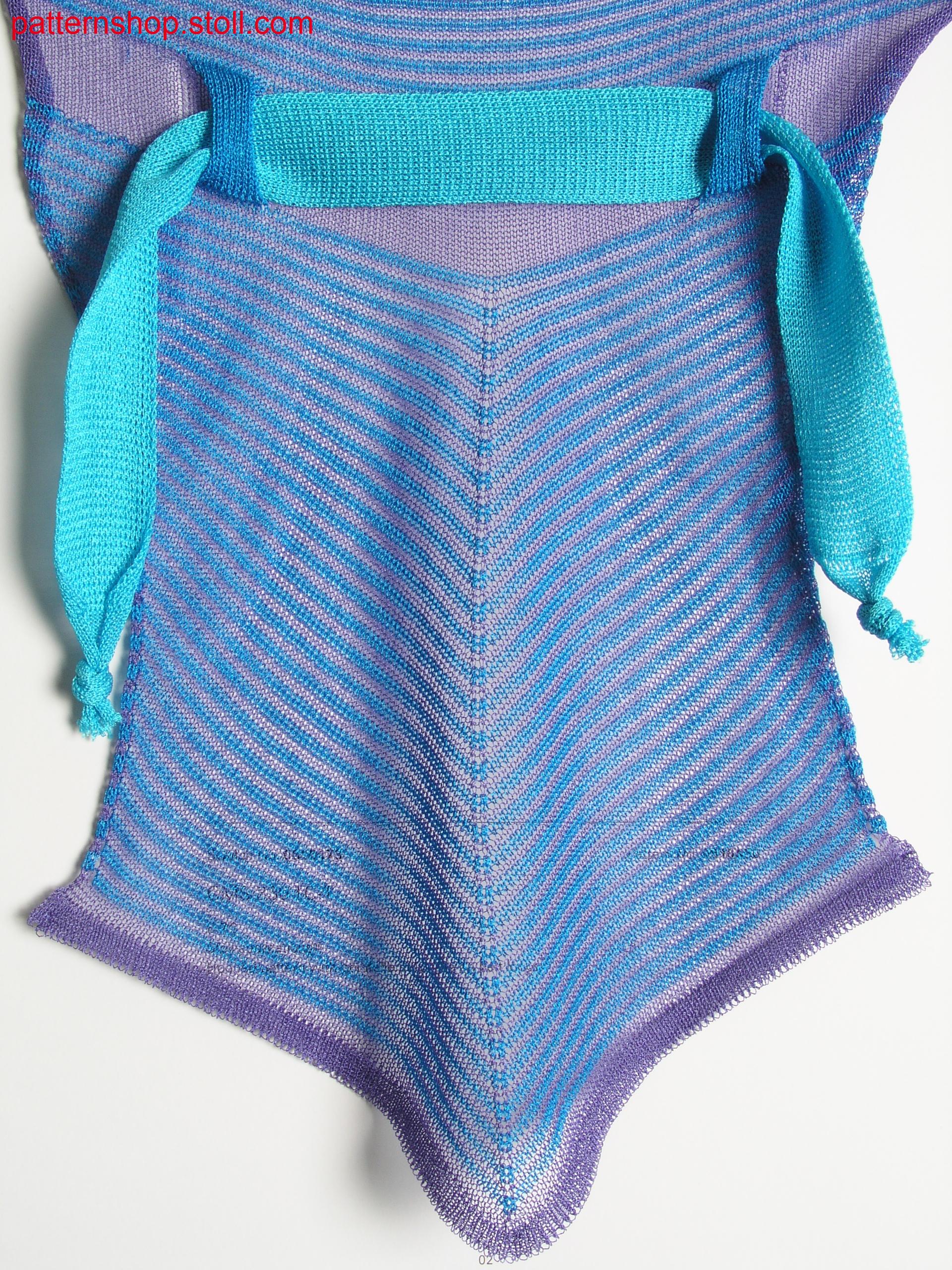 Hooped swatch with pointelle structure / Geringelter Musterausschnitt mit Petinetstruktur