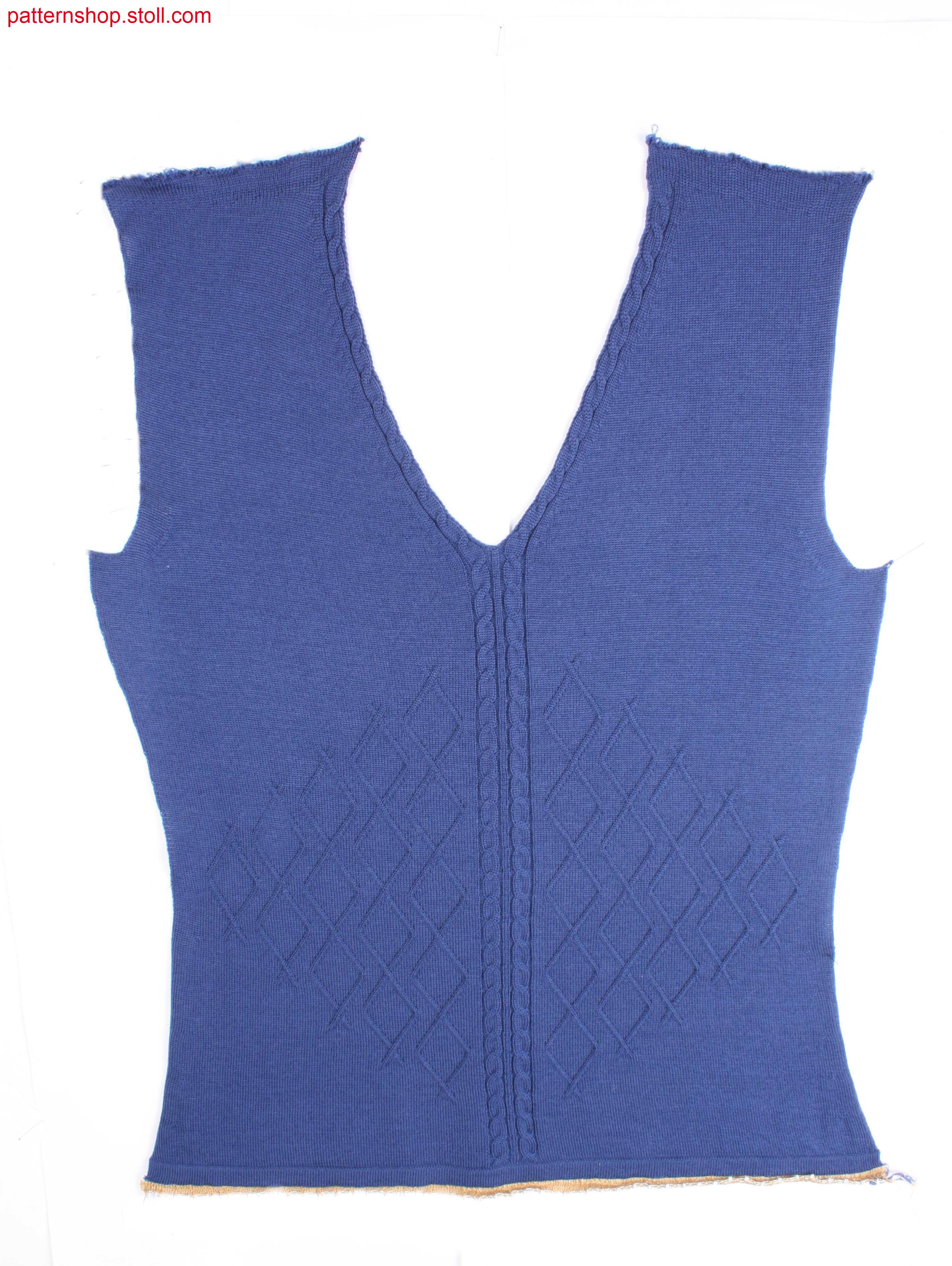 Fully Fashion front with 2x3 cables and 2x1 aran / Fully Fashion Vorderteil mit 2x3 Z