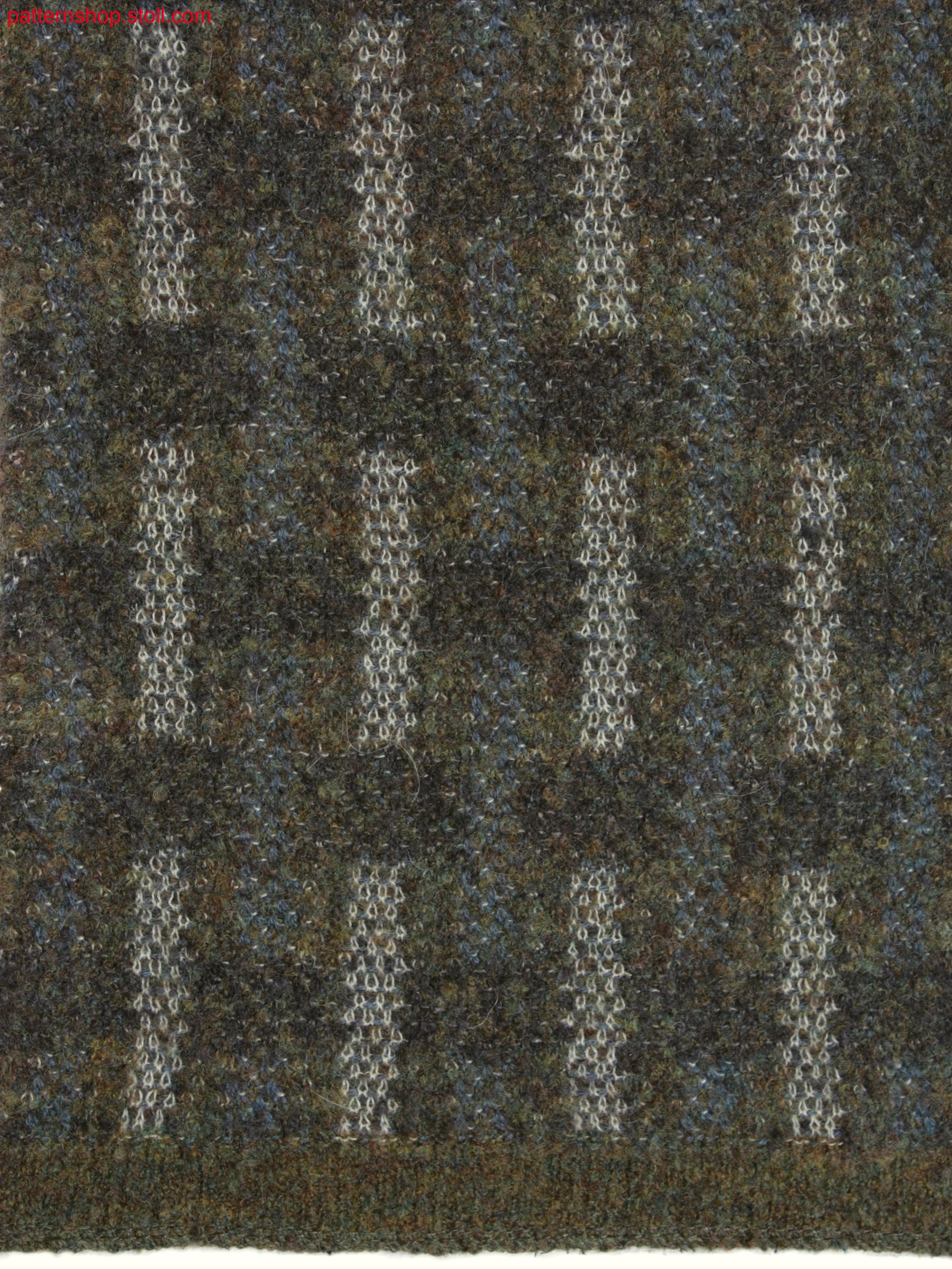 Swatch with horizontal and vertical stripes / Musterteil mit Quer-und L