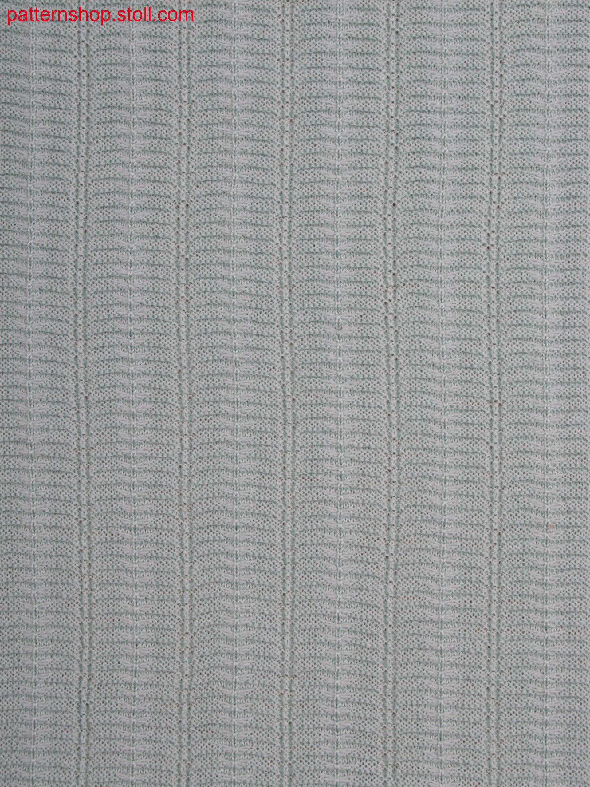 Relief effect by floats, front and back stitches in different ends