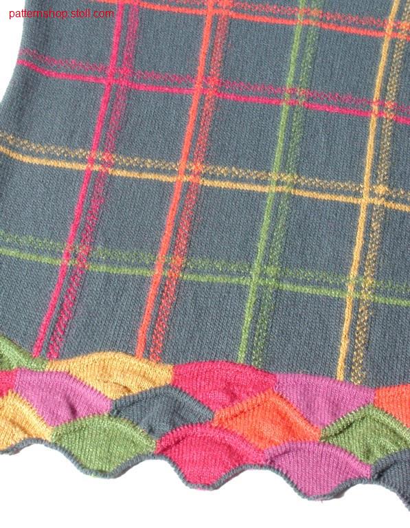 6-Coloured intarsia-structure in wedgeform technique and multicolour jacquard