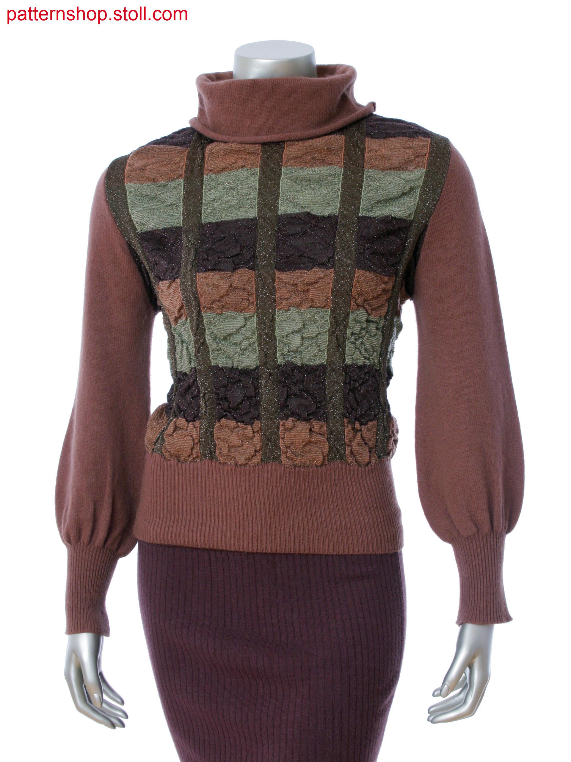 Fully Fashion pullover with turndown collar in 4-color stripes with tubular. Single jersey in gathering effect.