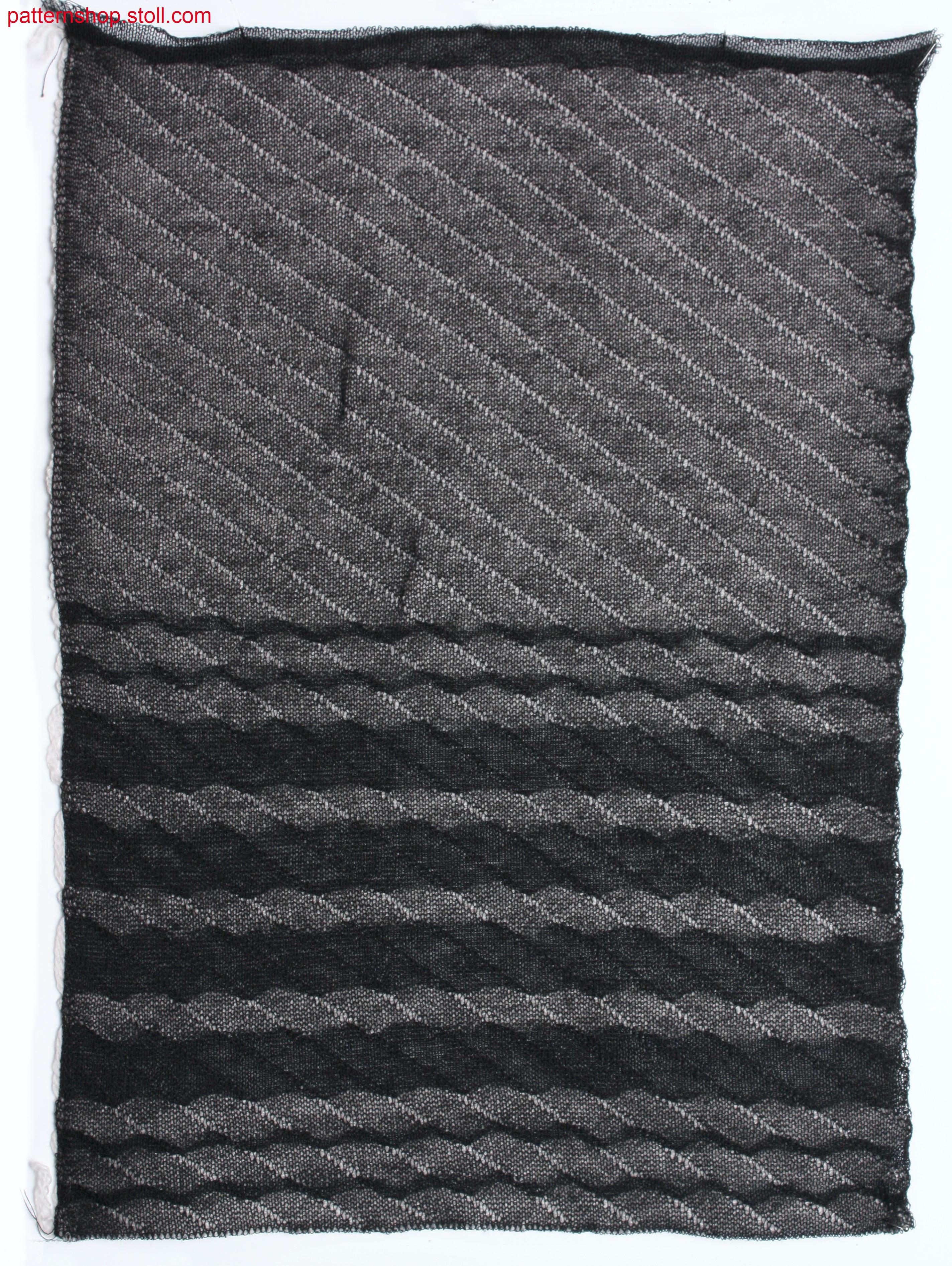 Swatch with cross tubular structure / Musterausschnitt mitwattierter Kreuzschlauch-Struktur