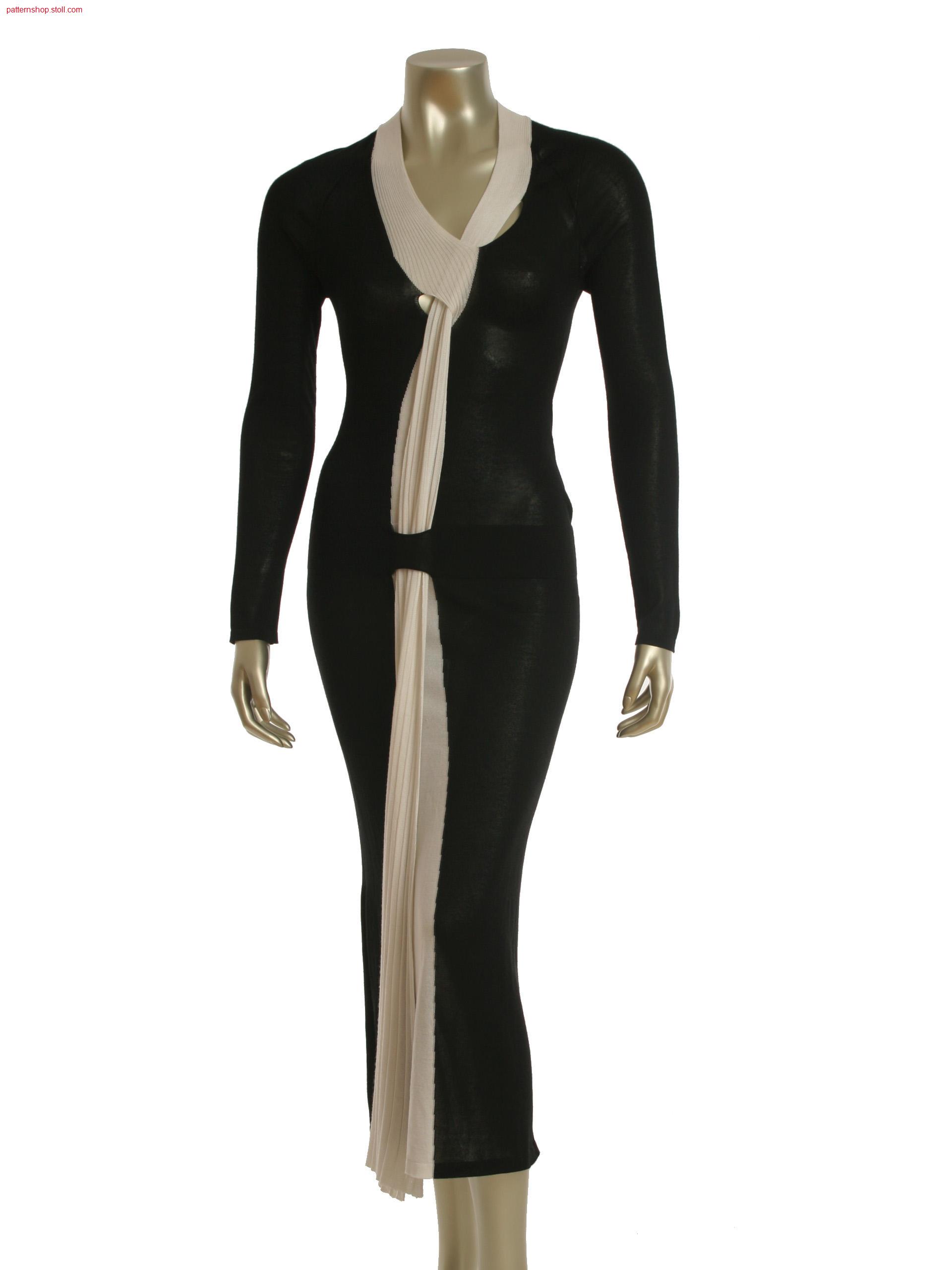 Fully Fashion 2-color intarsia evening dress with layer technology. Scarf and collar integrated.