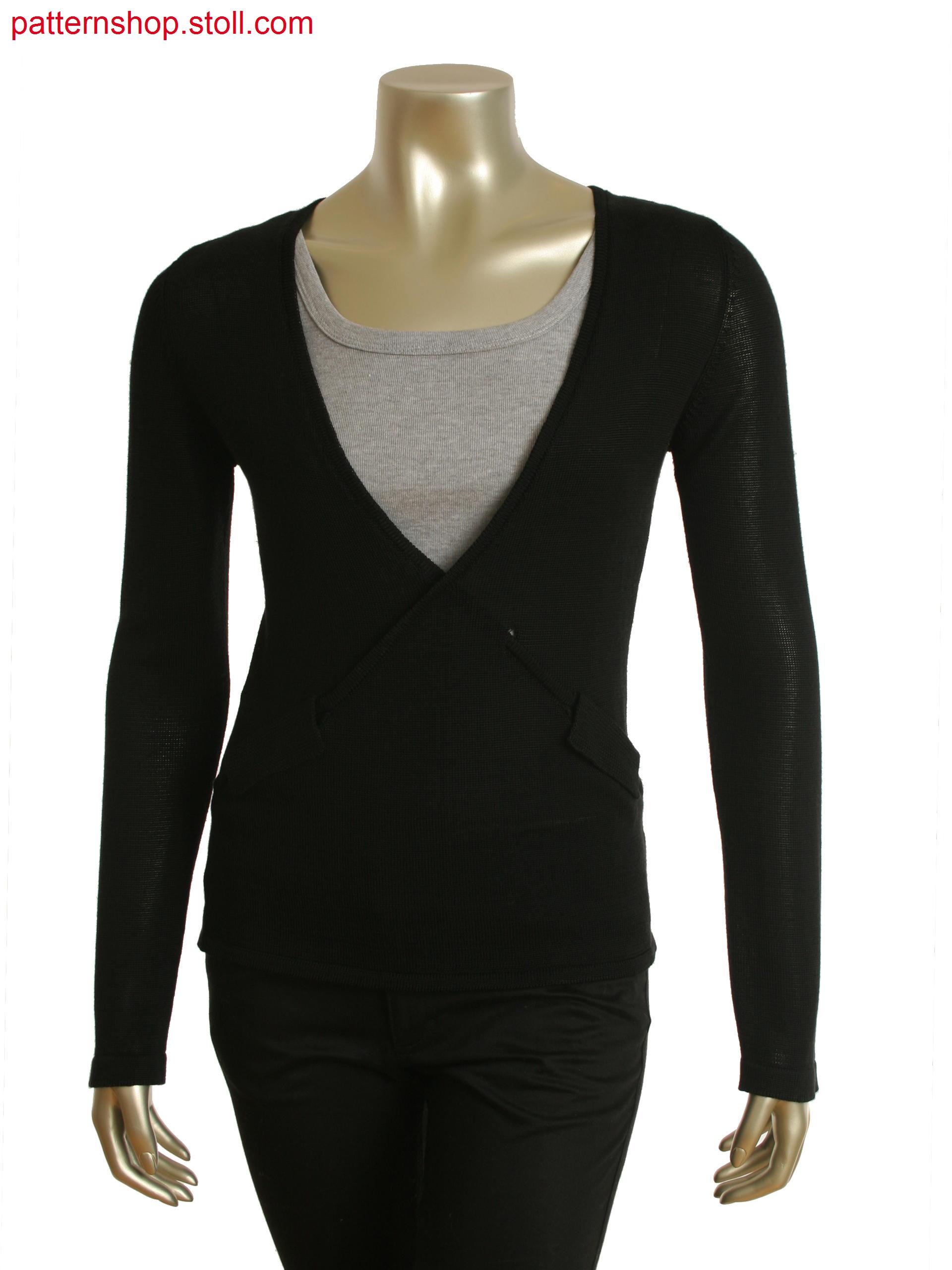 Fully Fashion top with integrated pocket flaps and holding stitch at the back