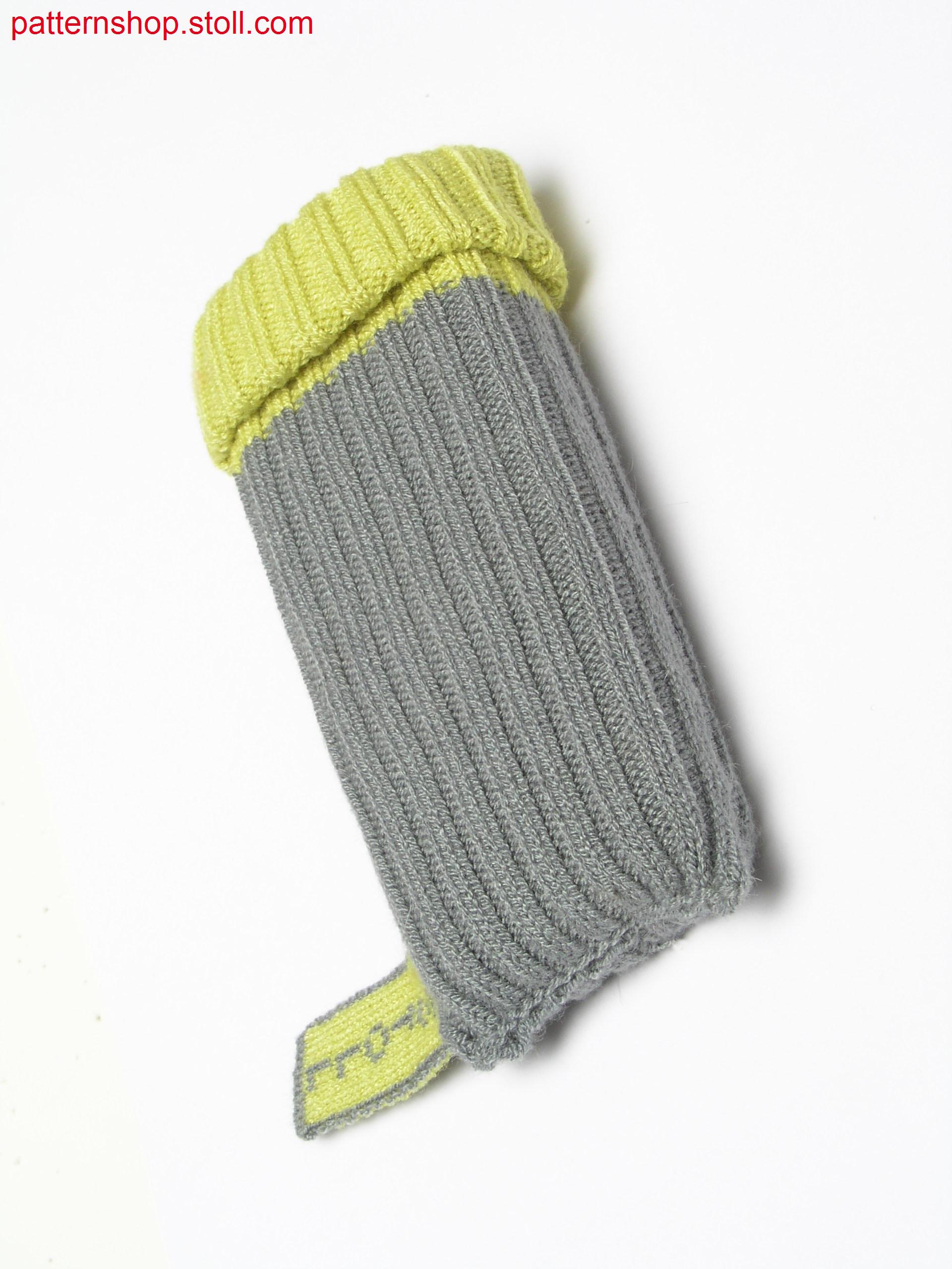 MP3-Player bag in 2x2 rib with kitted on Stoll-label / MP3-Player-Tasche in 2x2 Rippe mit angestricktem Stoll-Label