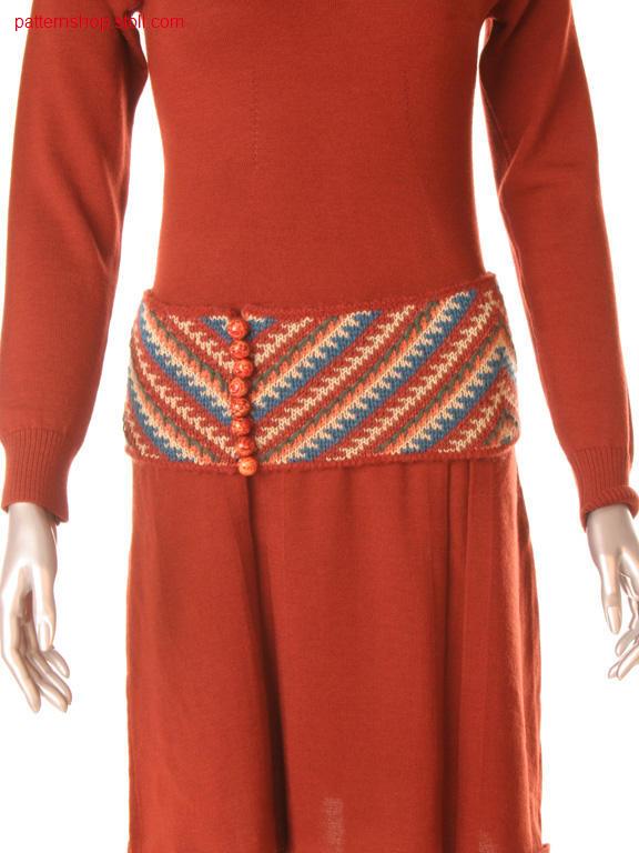 4-colour jacquard belt with twill back / 4-farbiger Jacquard-G