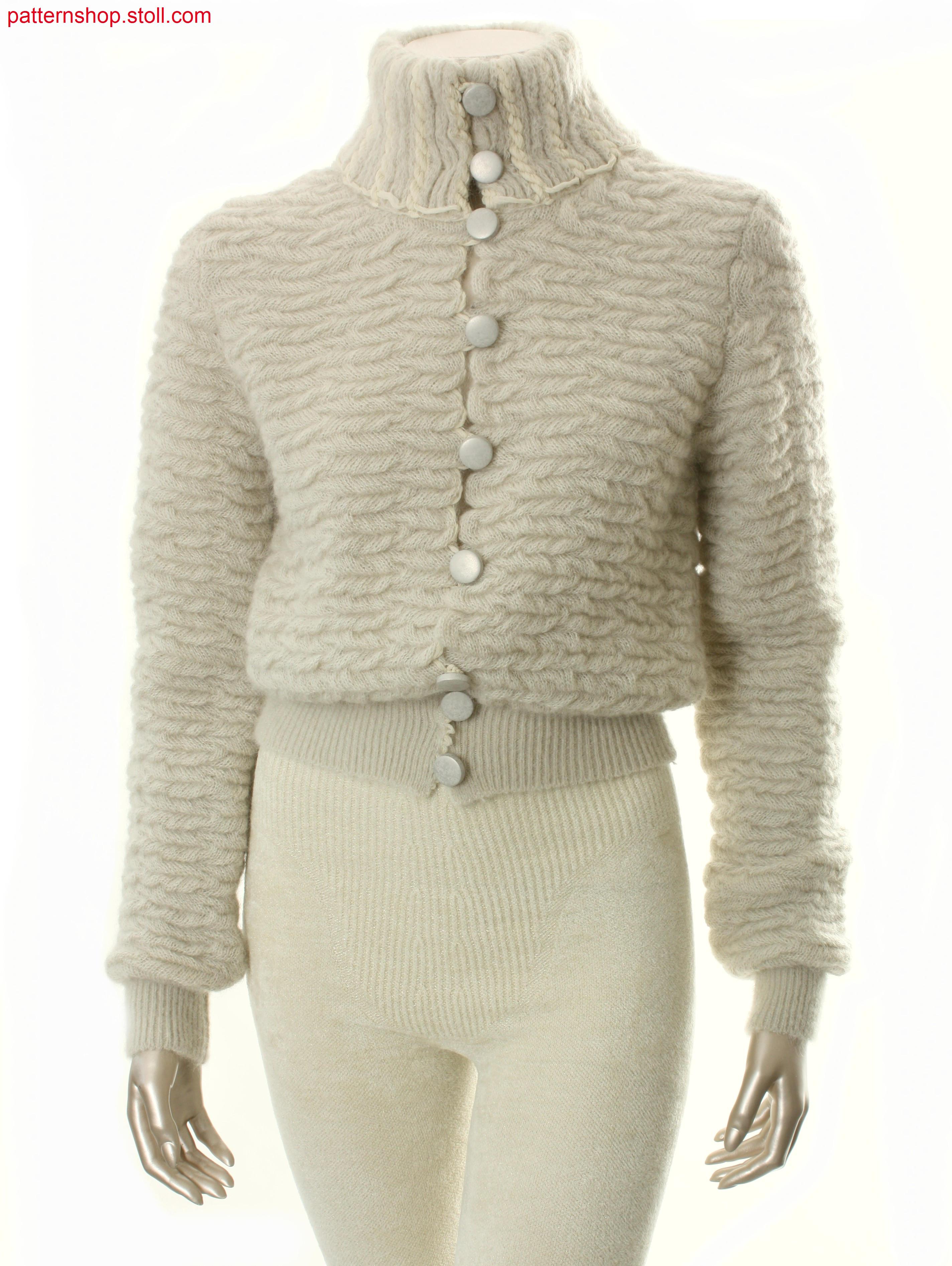 Fully Fashion jacket in racked wave structure / Fully Fashion Strickjacke in versetzter Wellenstruktur