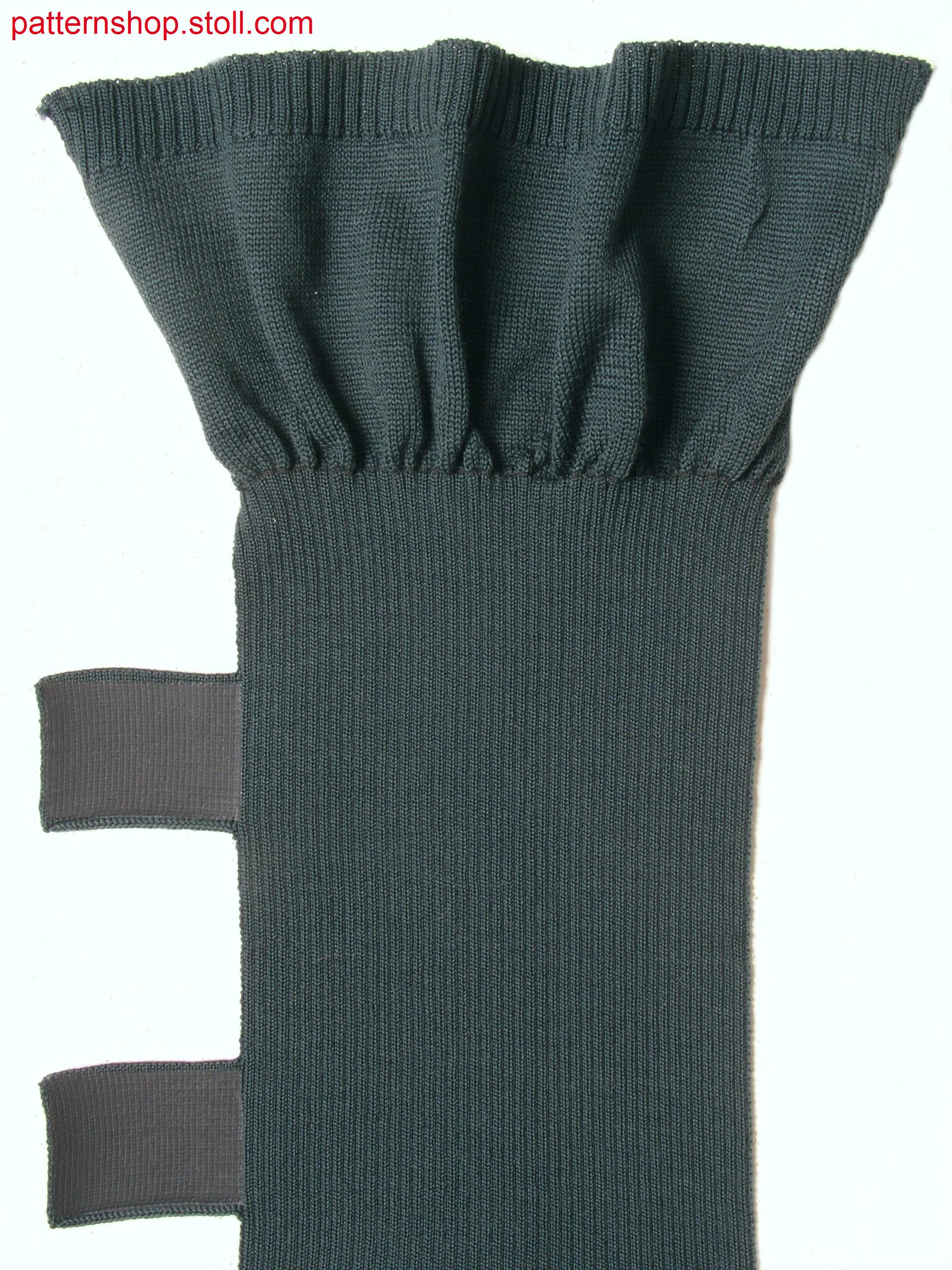 Swatch with side ankle straps / Musterteil mit seitlich angestrickten Verschl