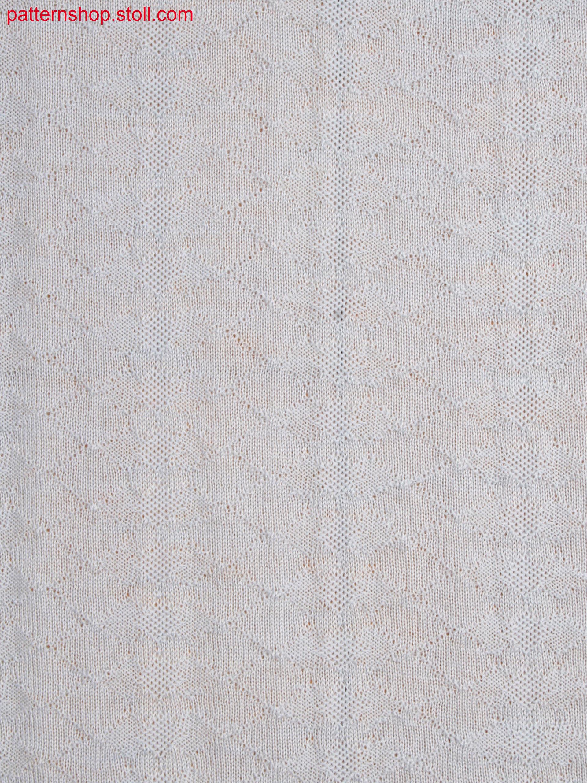 Diamonds in front and  back stitches and alternate jersey structure